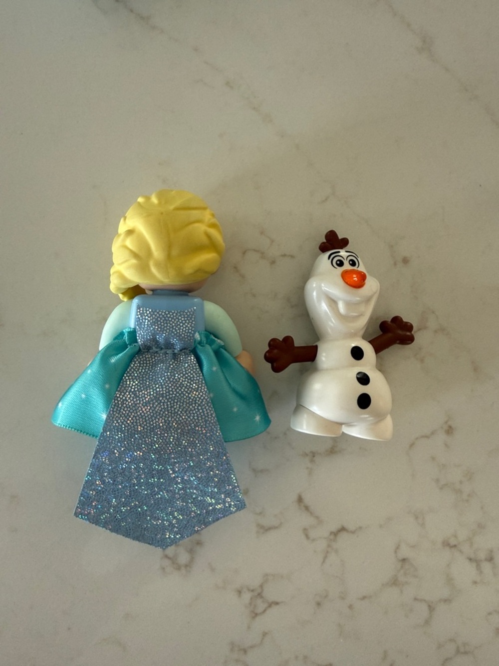 LEGO Duplo 10920 Elsa and Olaf’s Tea Party - Picture 6 of 8